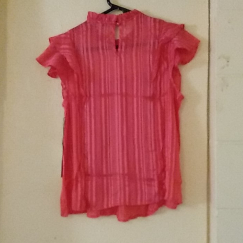 Short Sleeve Ruffle Shadow Top - Picture 2 of 2